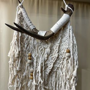 ORGANIC DEER HORN MACRAMÉ DECOR